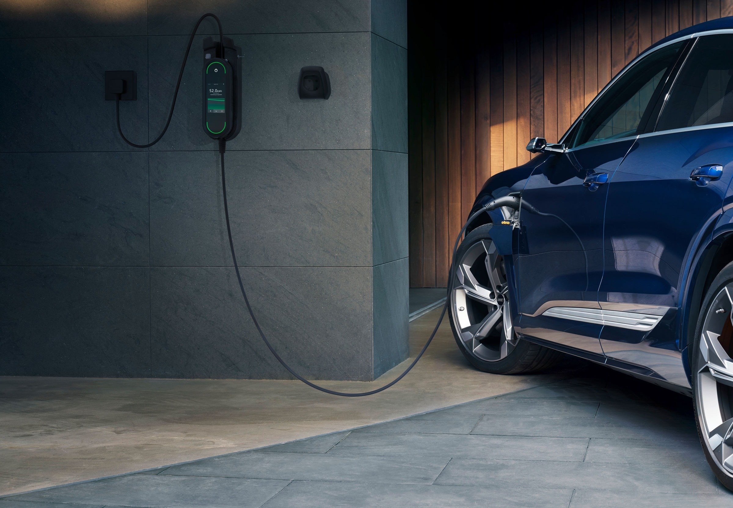 Audi-charging
